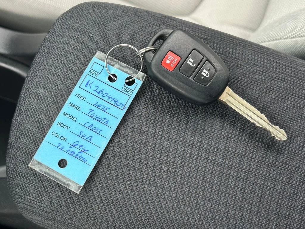 Used 2025 Silver Toyota L image 18