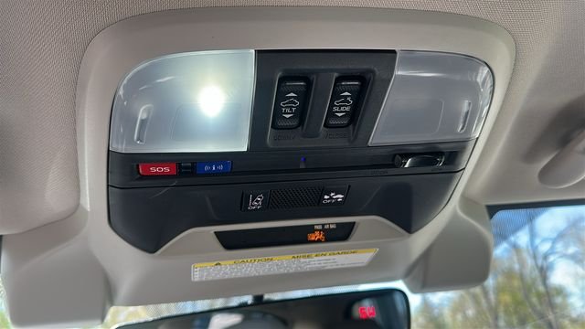 Used 2020 White Subaru Limited image 18