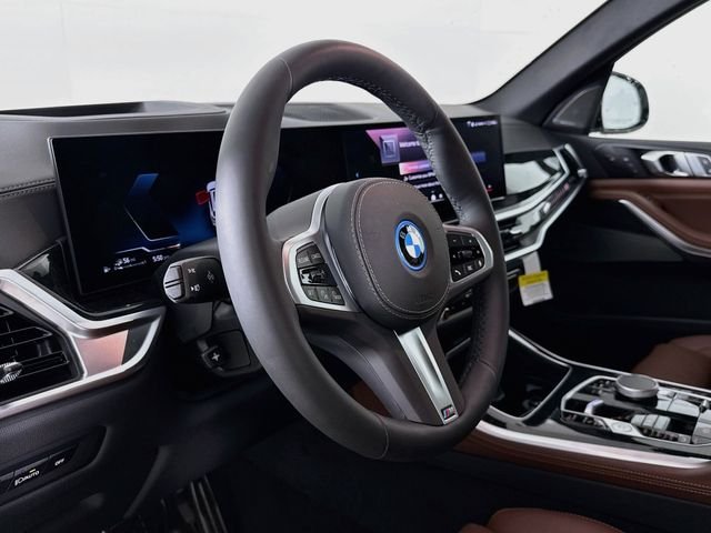 Used 2026 White Metallic BMW xDrive50e image 11
