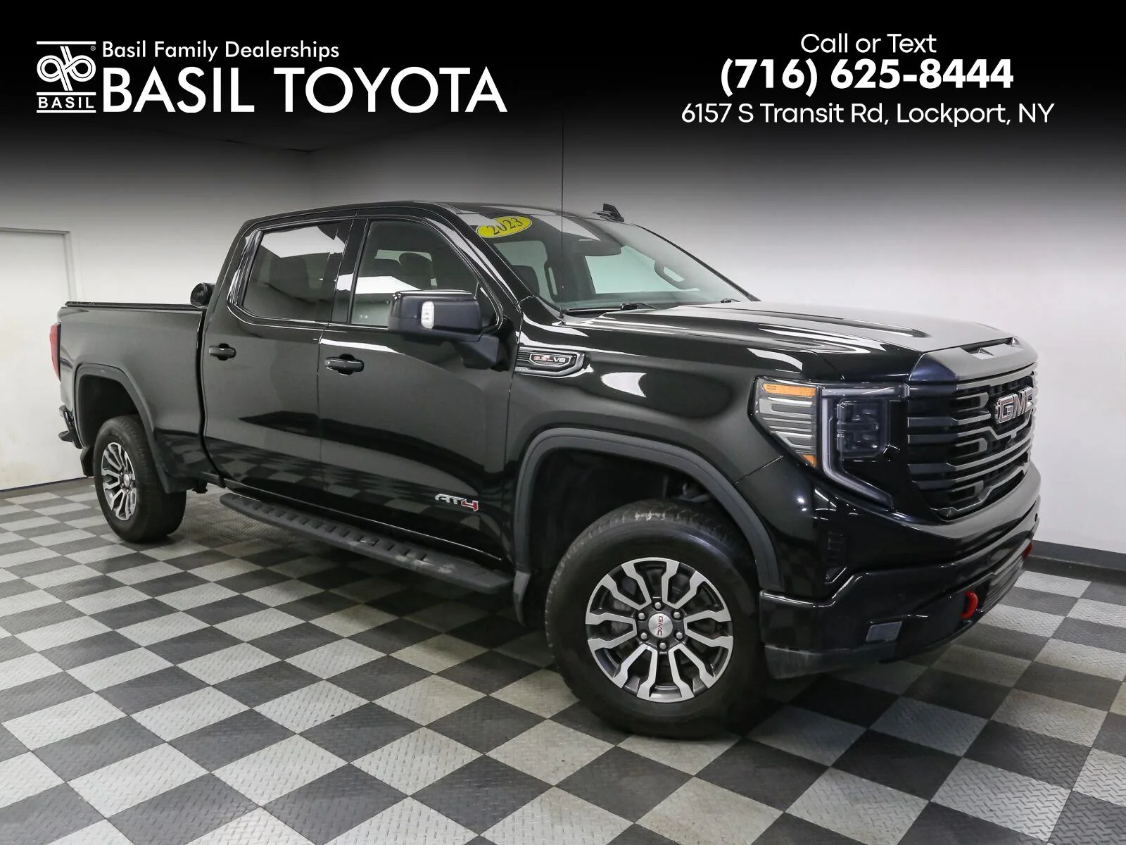 Used 2023 Onyx Black GMC AT4 image 1
