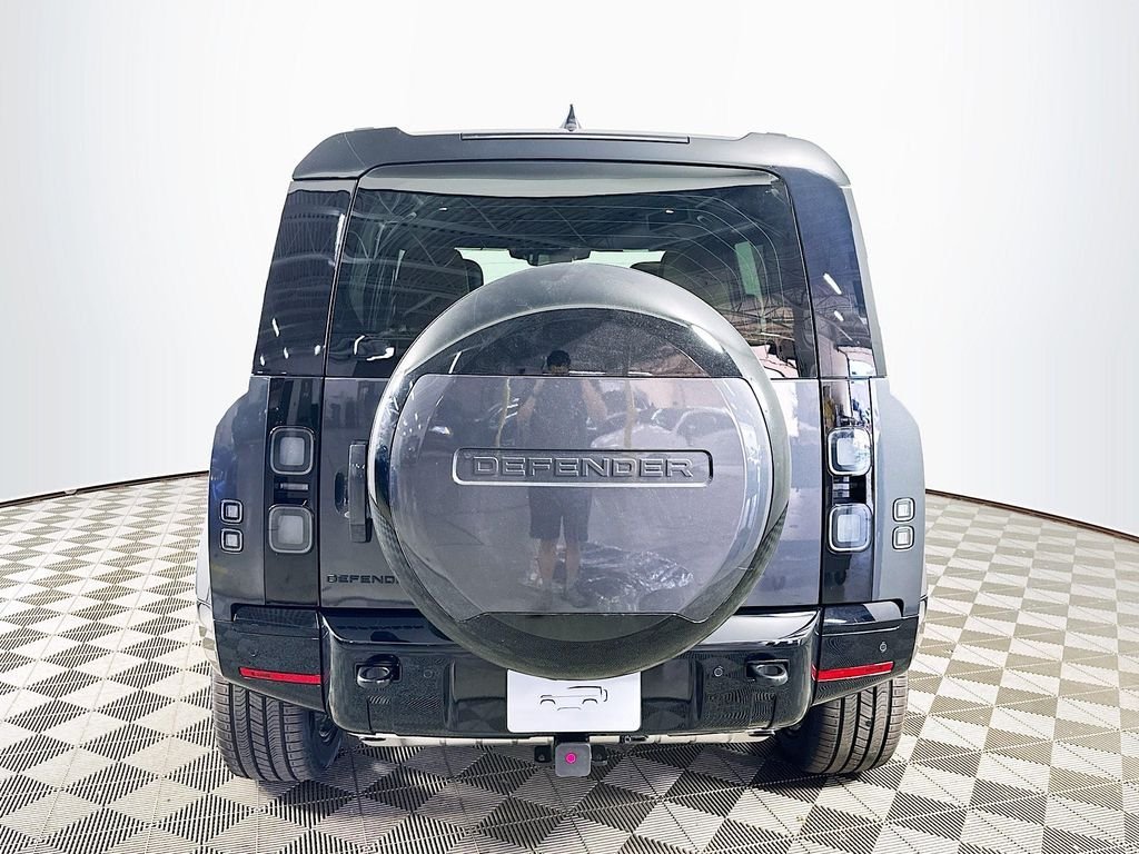 New 2026 Carpathian Grey LAND ROVER X-Dynamic SE image 6