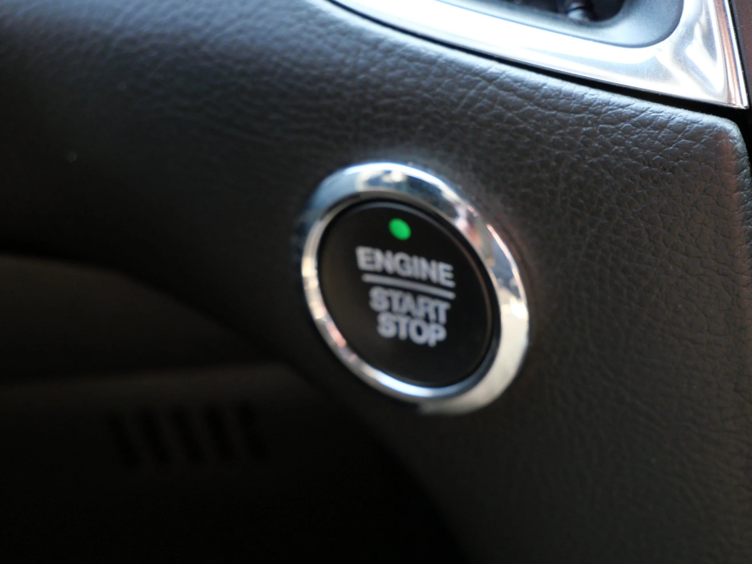 2021 Ford Edge ST - Photo 28