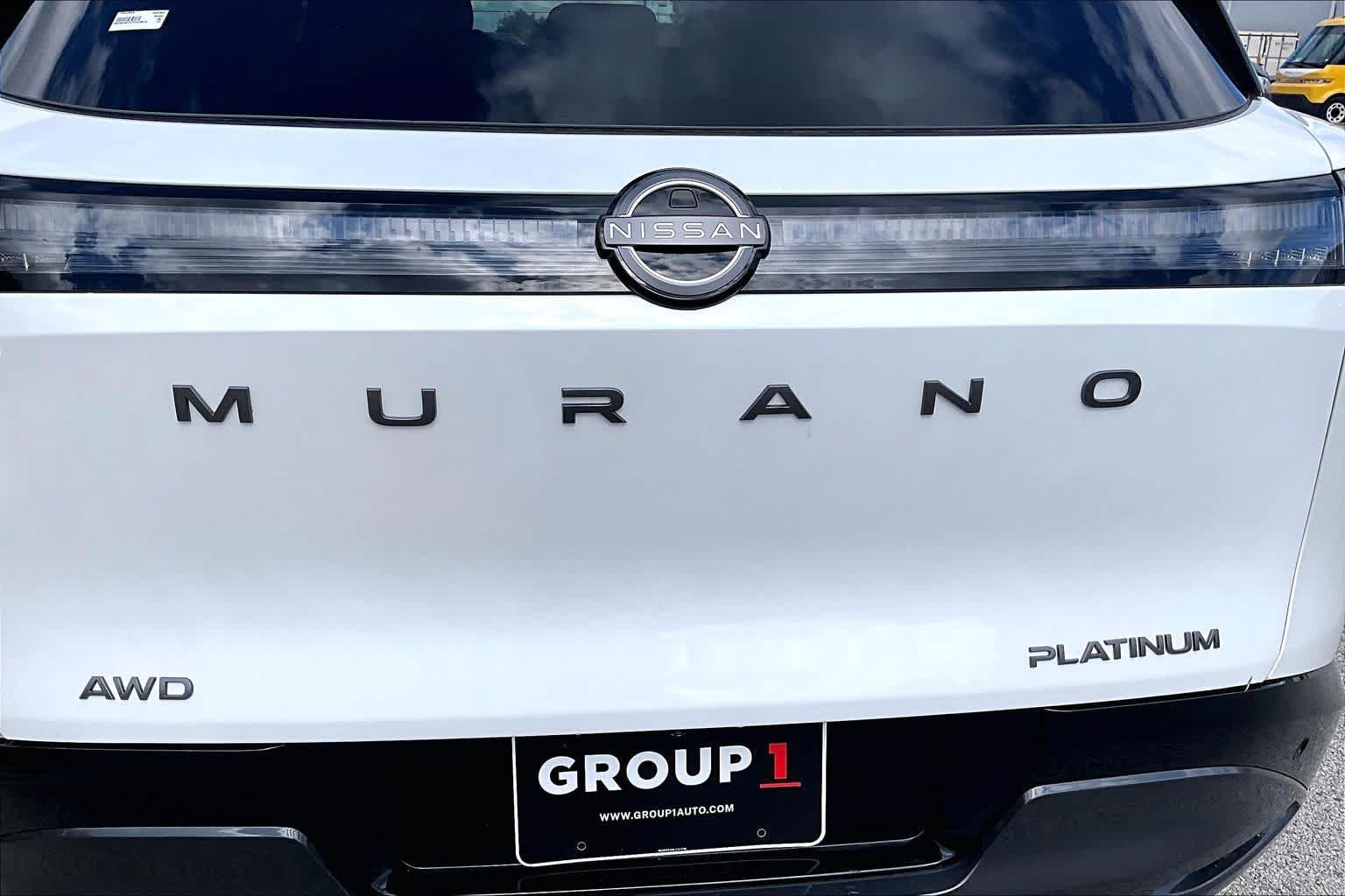 New 2026 Everest White Pearl TriCoat / Super Black Two-tone Nissan Platinum image 8