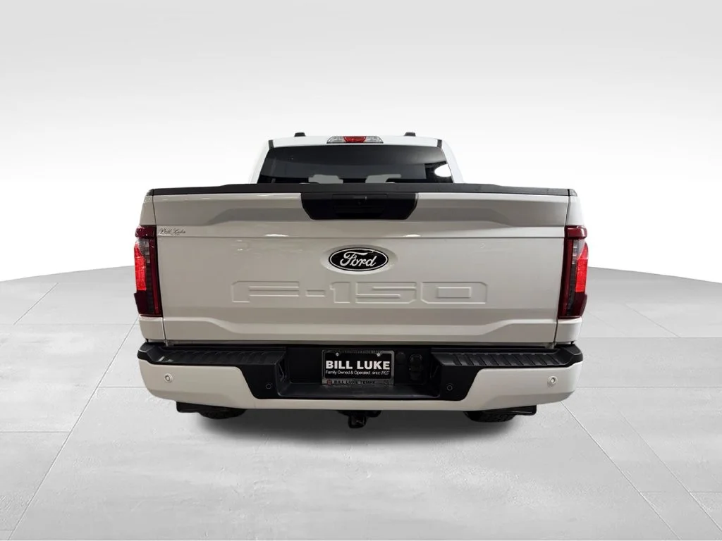 Used 2025 Oxford White Ford XLT image 8