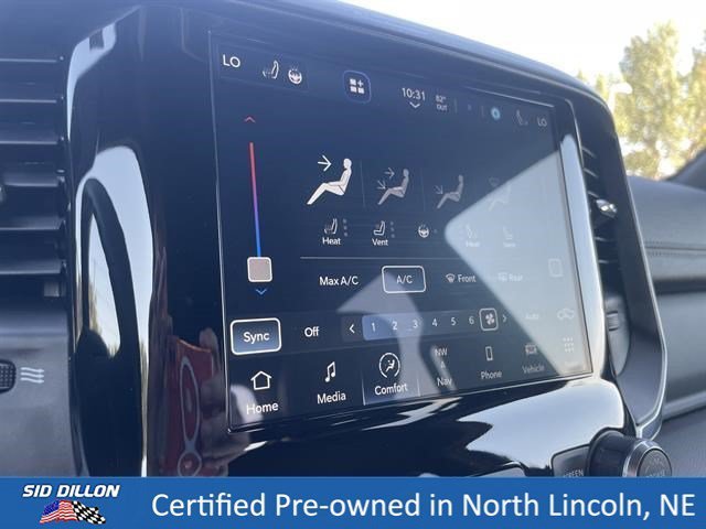 Used 2023 Diamond Black Crystal Pearl Coat Ram Laramie image 12