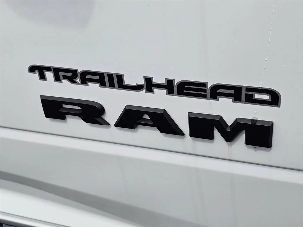 2026 RAM 2500 Big Horn - Photo 9
