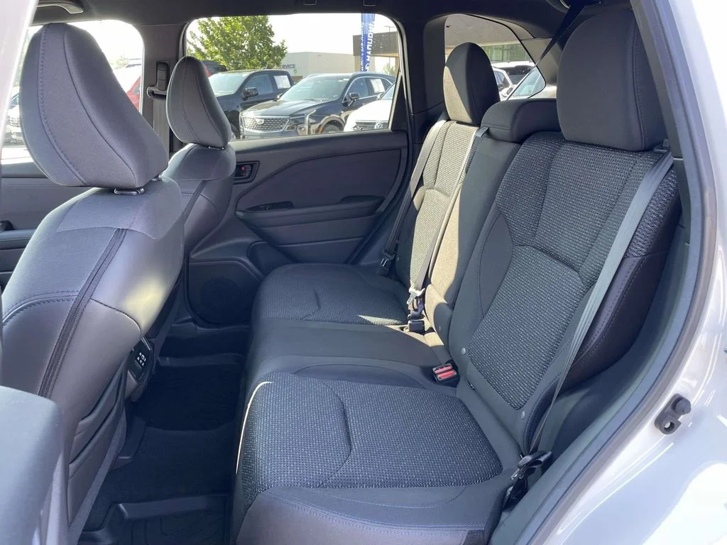 Used 2026 Crystal White Pearl Subaru Premium image 3