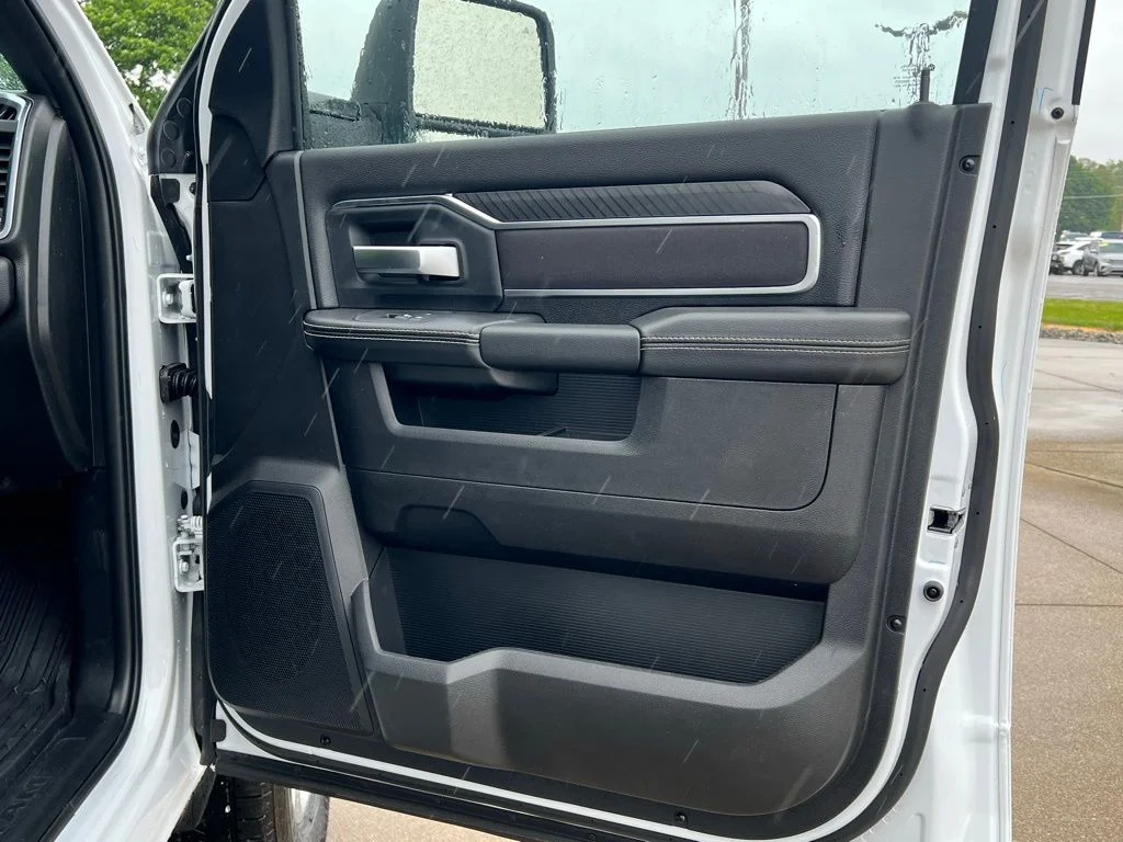 2025 RAM 2500 Big Horn - Photo 31