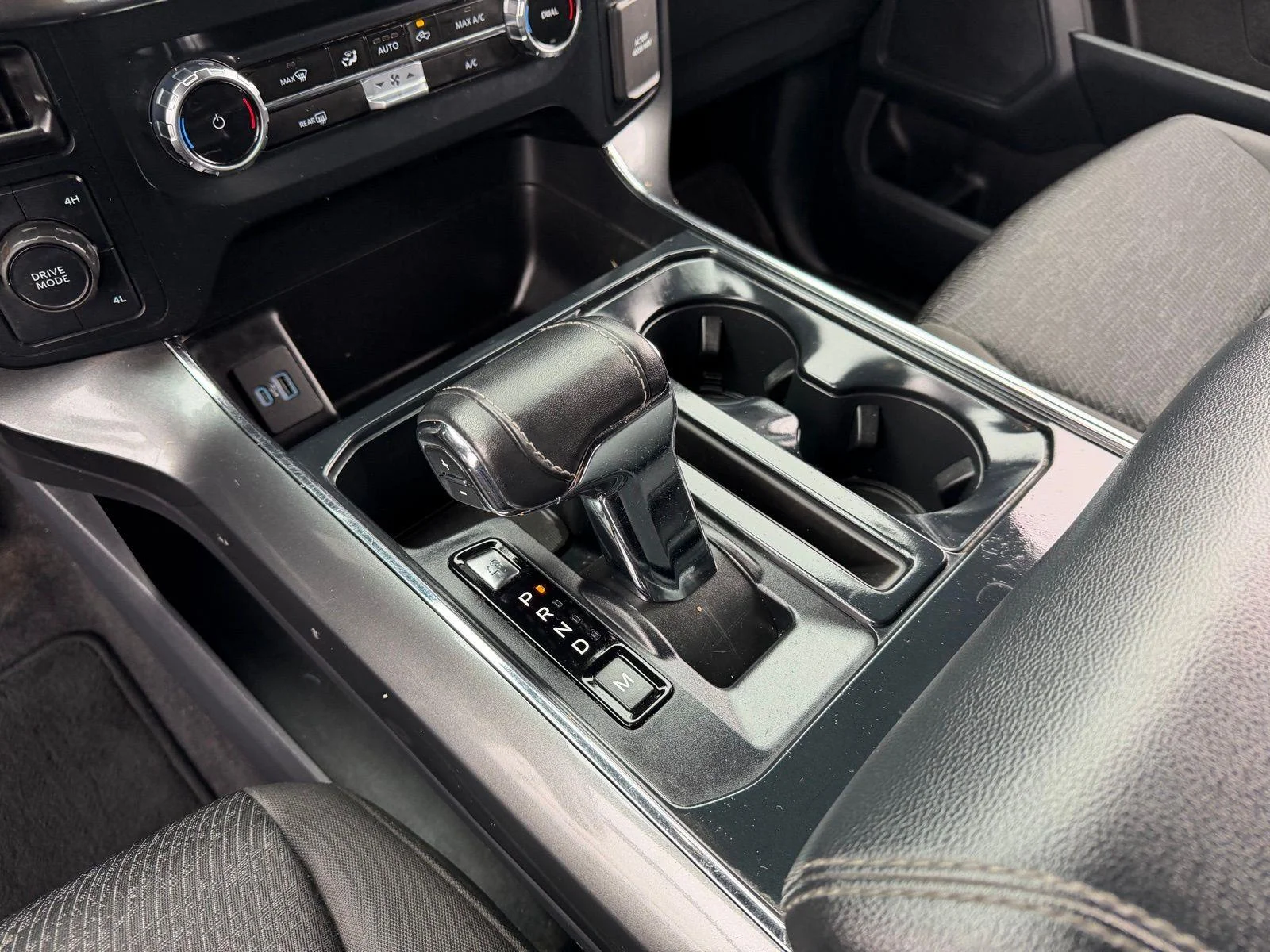 2023 Ford F-150 XLT - Photo 30