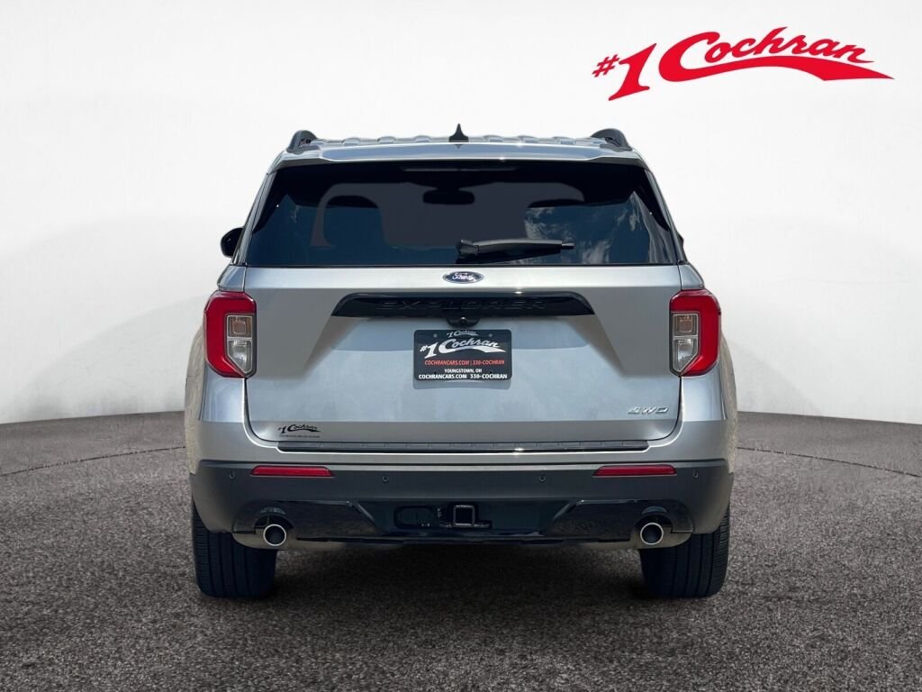 Used 2024 Iconic Silver Ford ST-Line image 32