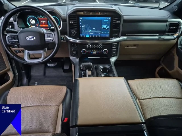 Used 2021 White Ford Lariat image 31