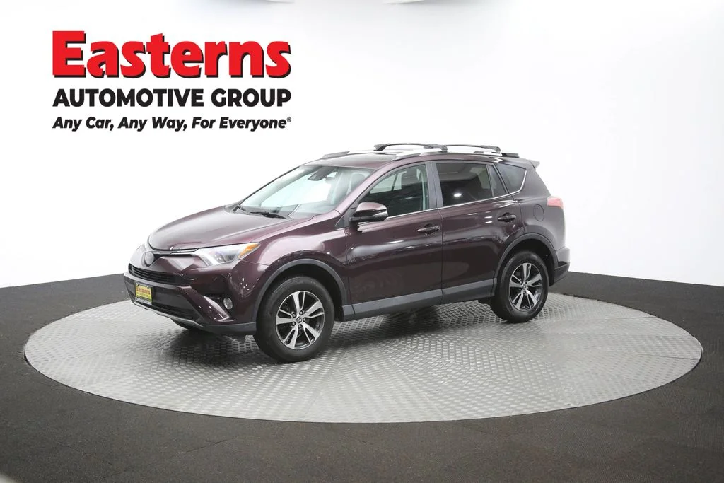 Used 2016 Black Toyota XLE image 58