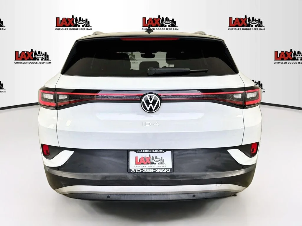 Used 2021 White Volkswagen Pro S image 6