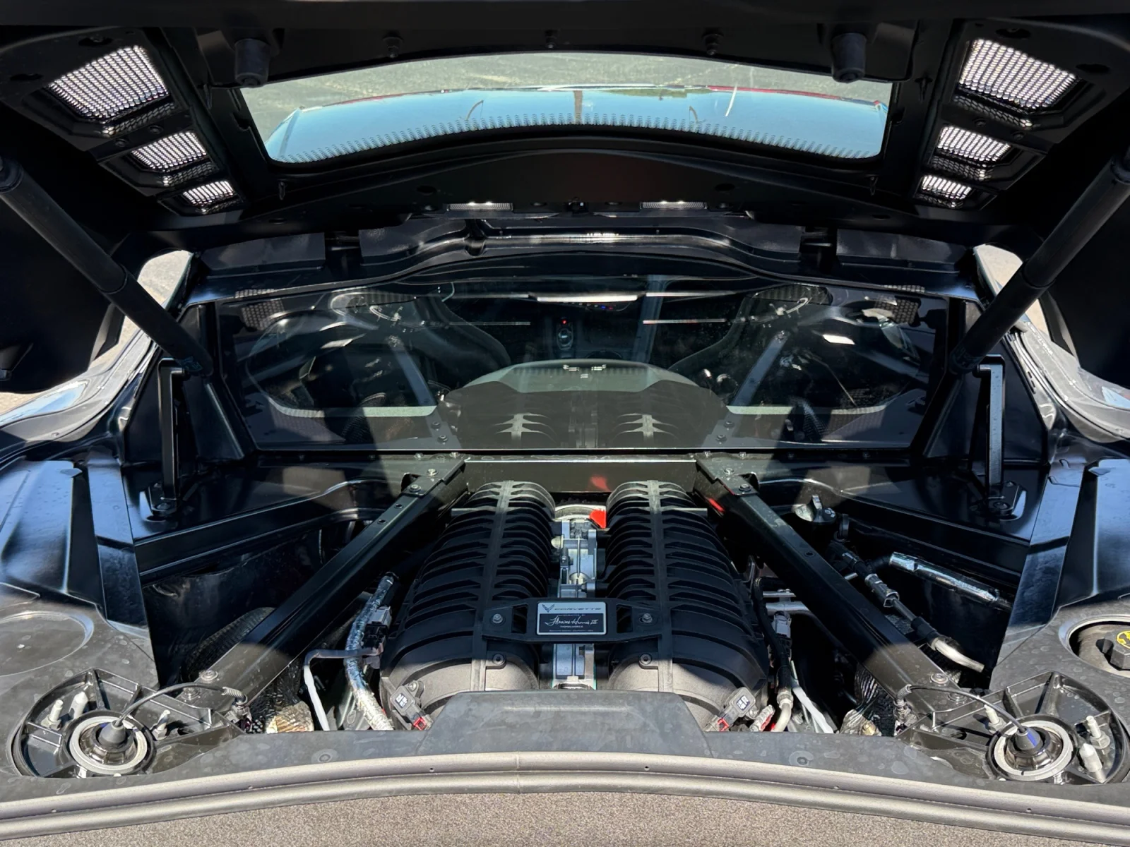 2027 Chevrolet Corvette 2LZ - Photo 20