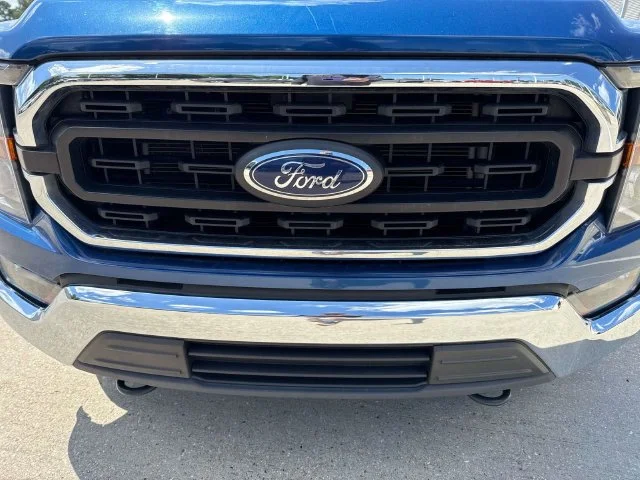 Used 2023 Blue Ford XLT image 4
