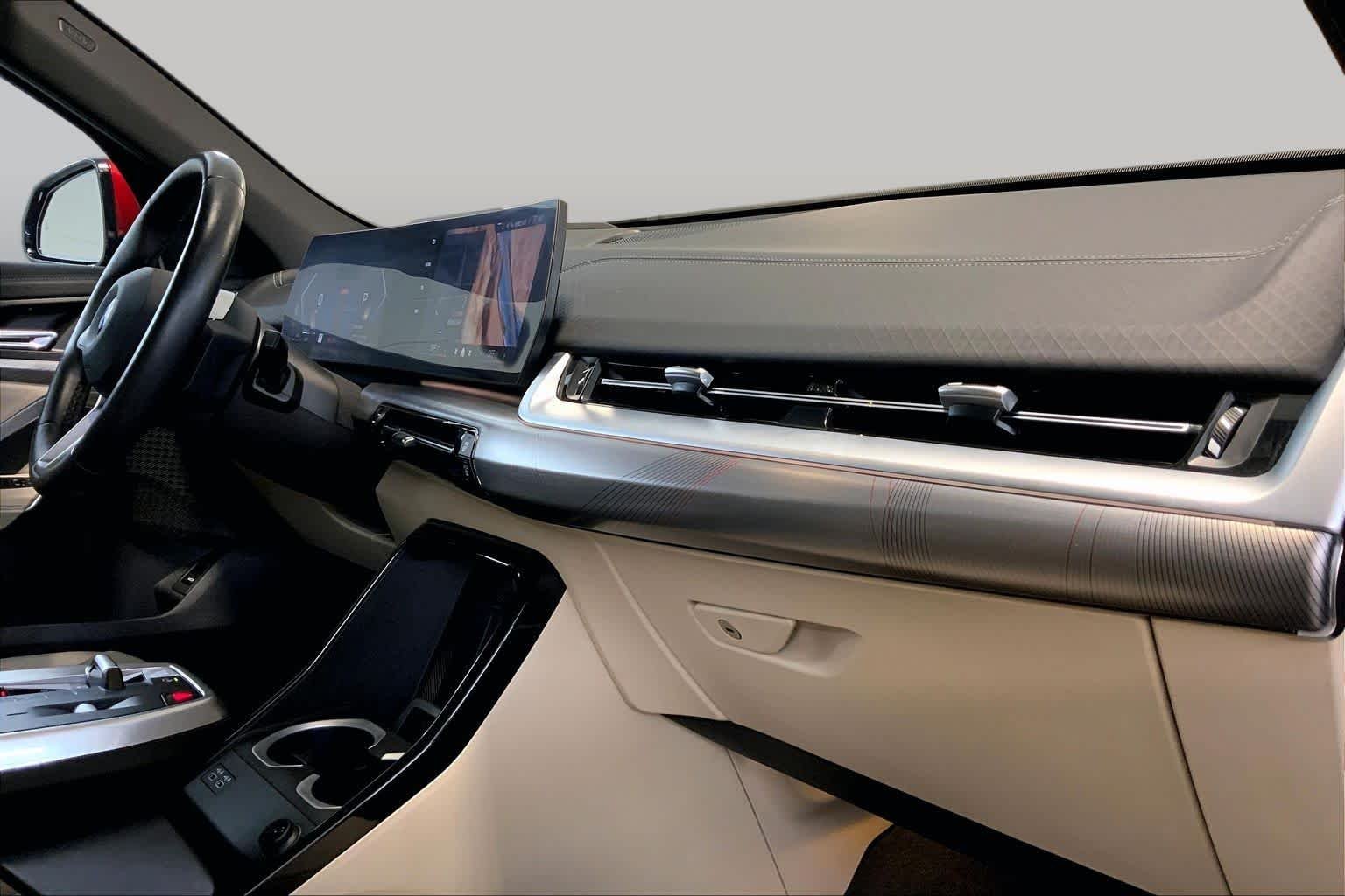 Certified Used 2024 Vegas Red Metallic BMW xDrive28i image 18