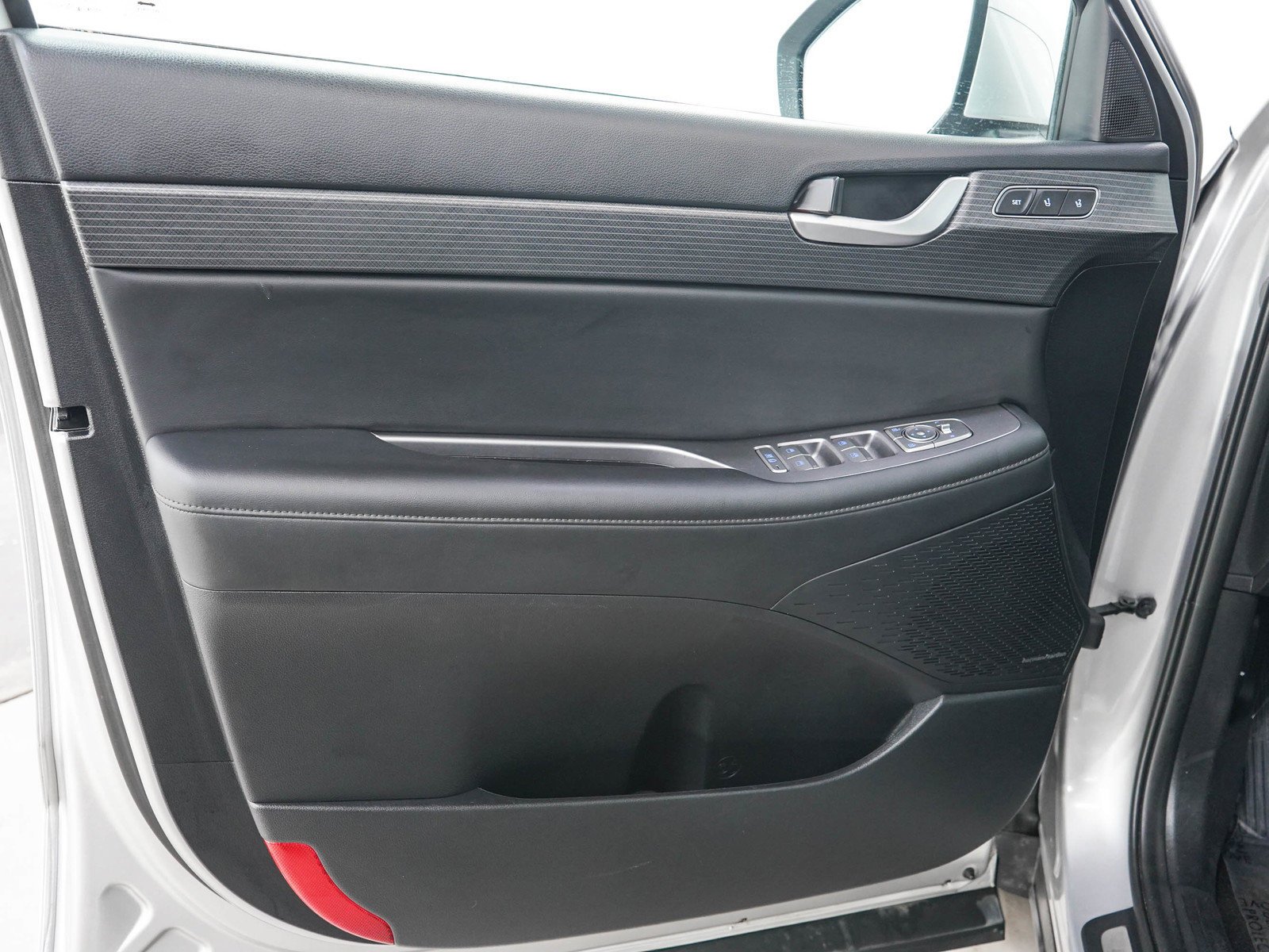 2025 Hyundai Palisade Limited - Photo 23