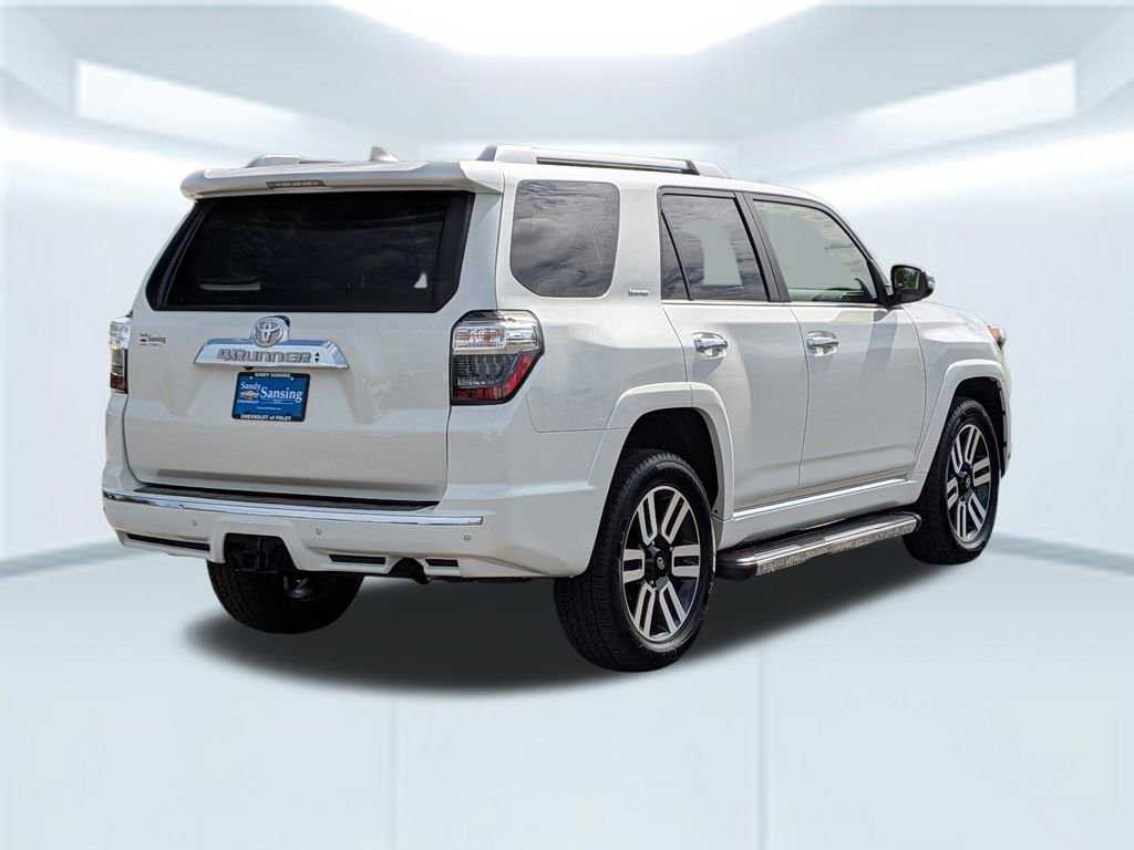 Used 2023  Toyota Limited image 6