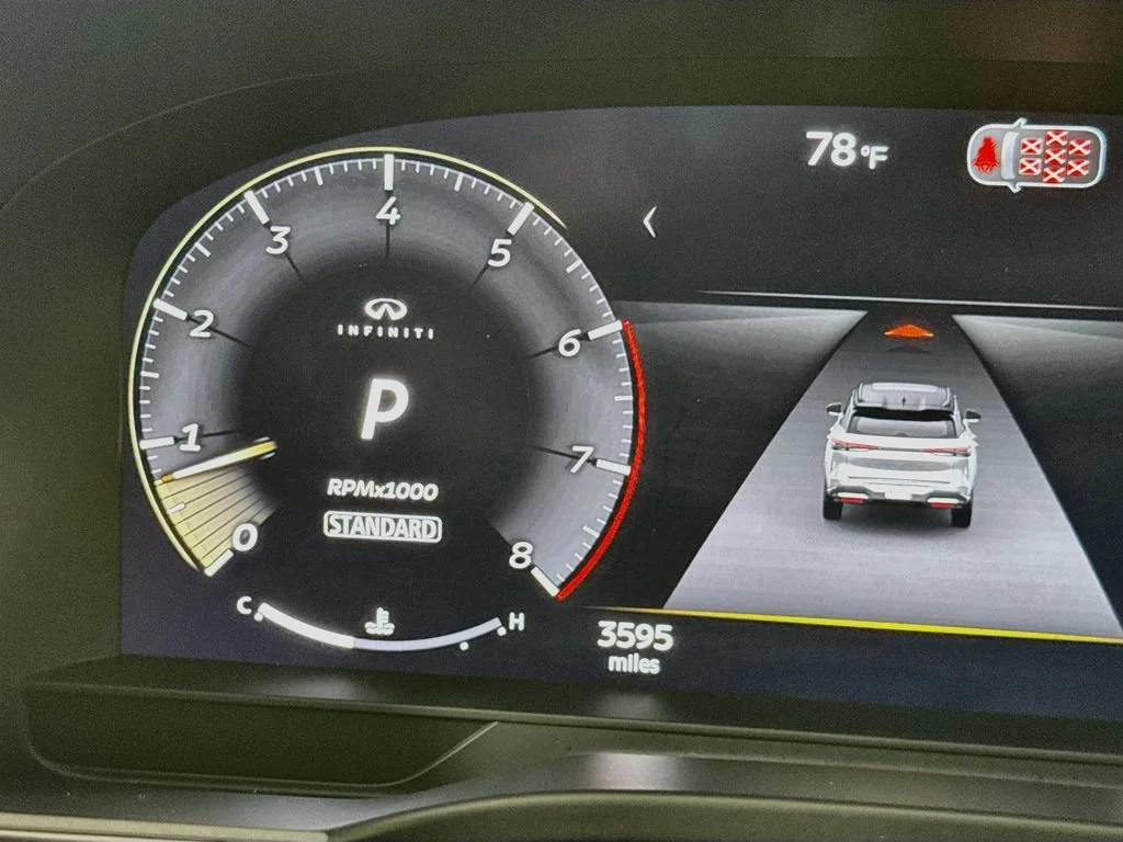 Certified Used 2027 White INFINITI PURE image 17