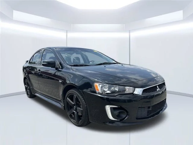 Used 2017 Black Mitsubishi ES image 3
