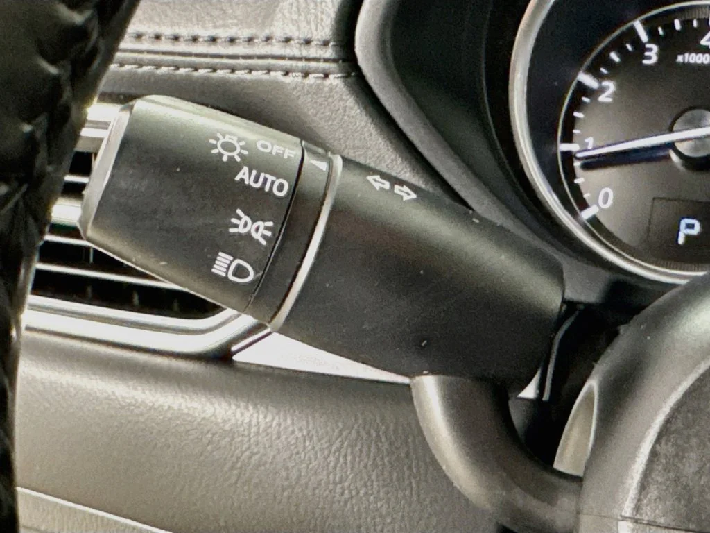 Used 2019 Deep Crystal Blue Mica Mazda Touring image 13