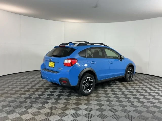 Used 2016 Blue Subaru 2.0i Limited image 5