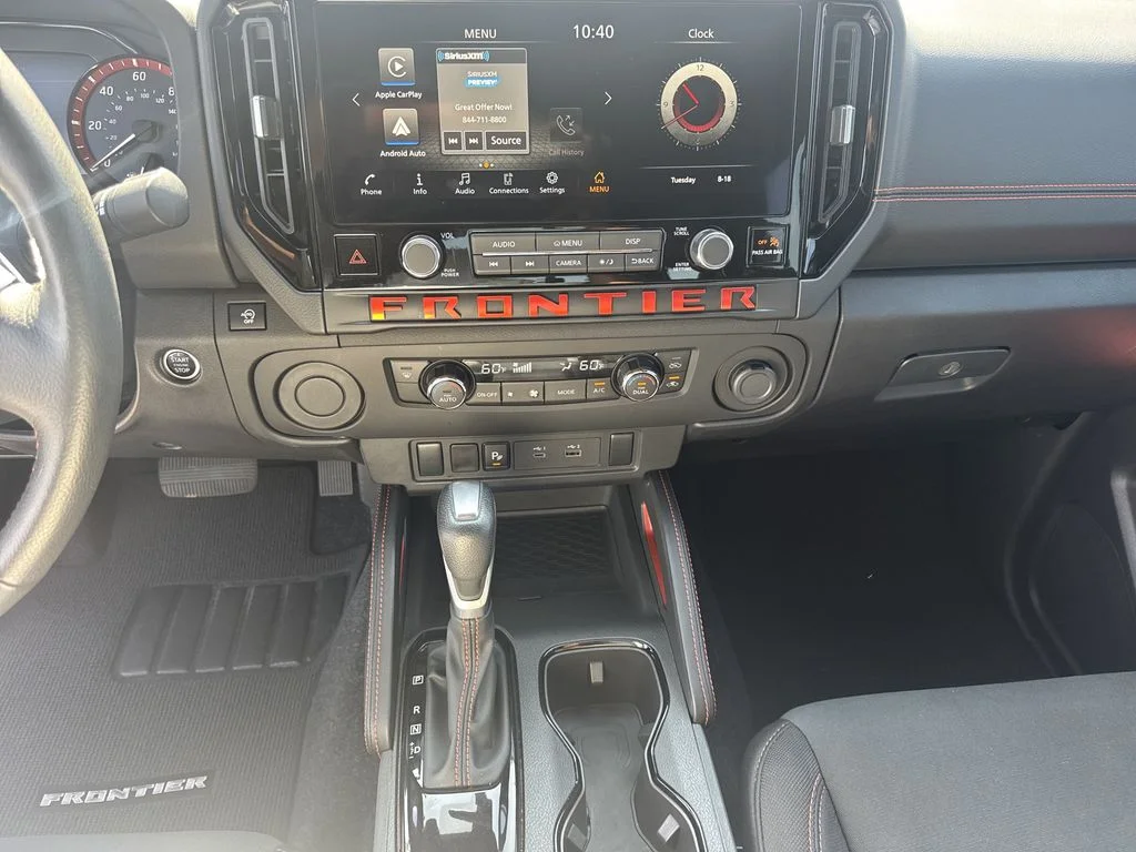 Used 2025 Black Nissan PRO-X image 28