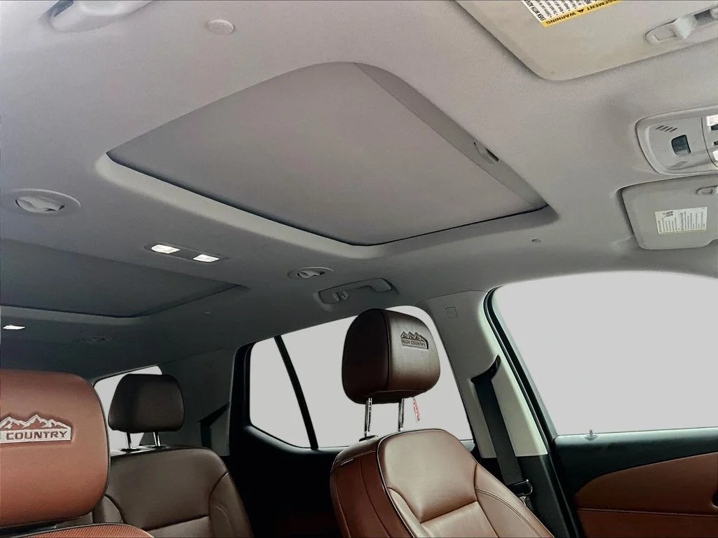 Used 2021 White Chevrolet High Country image 21