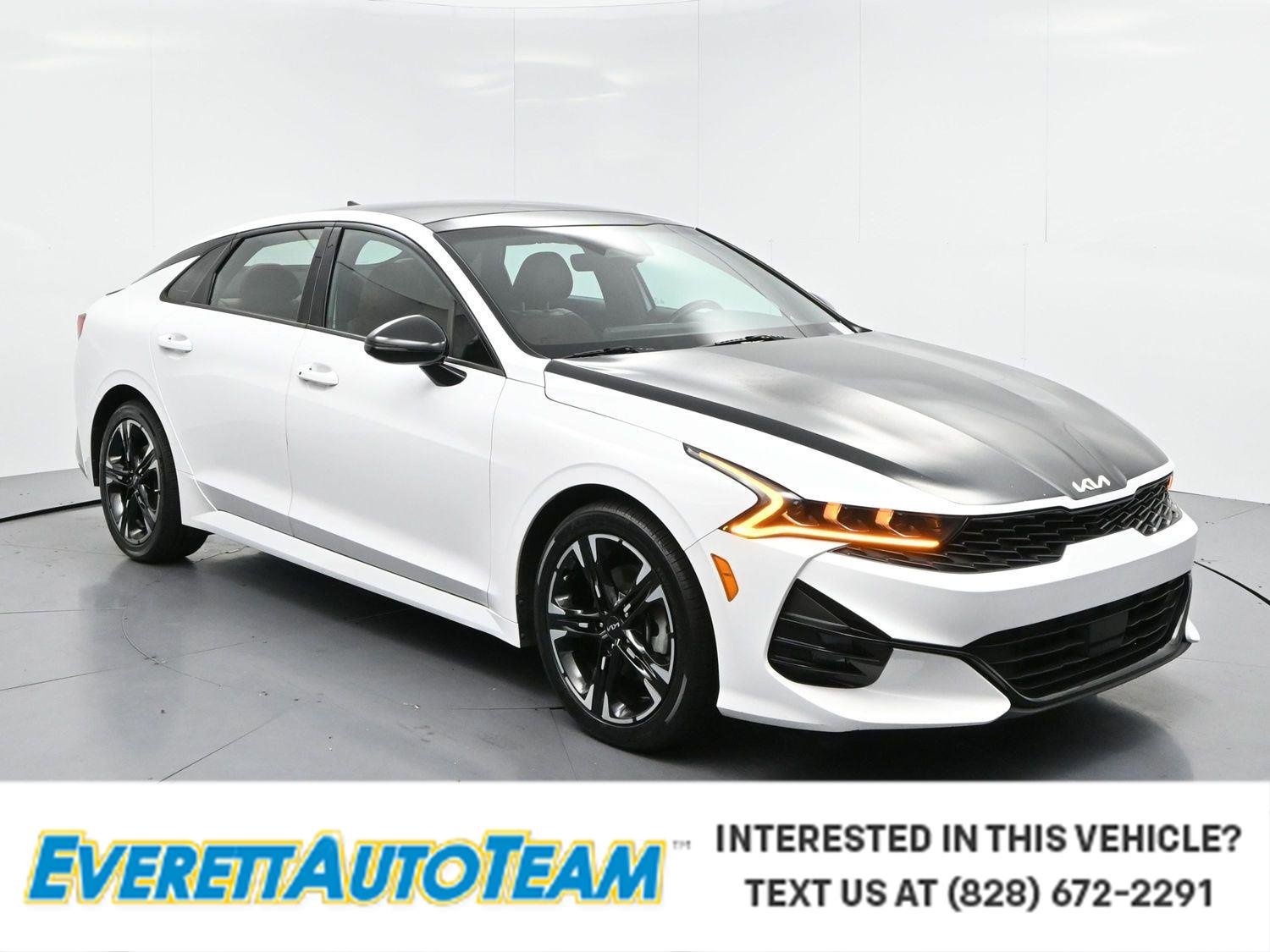 Used 2022 Glacial White Pearl Kia GT-Line image 1