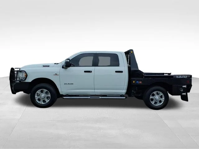 Used 2023 White Ram Big Horn image 4