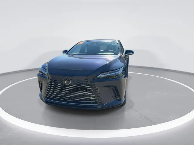 Used 2024  Lexus 350 image 4