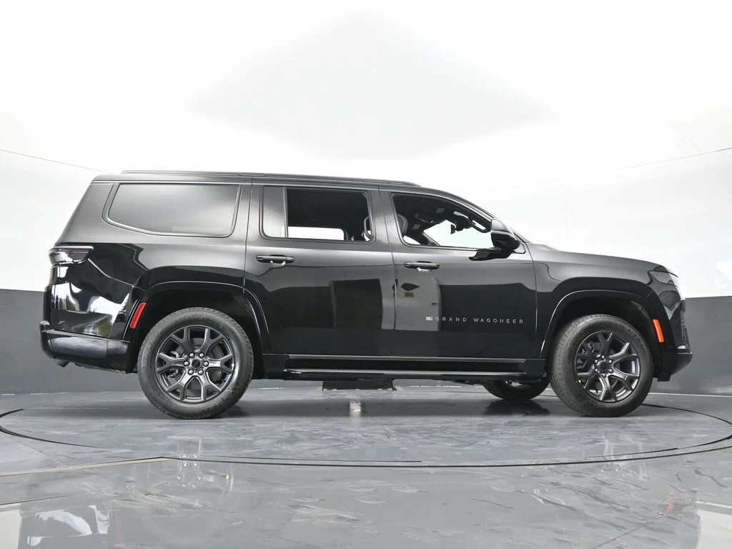 New 2026 High Gloss Black Exterior Paint Jeep Limited Altitude image 60