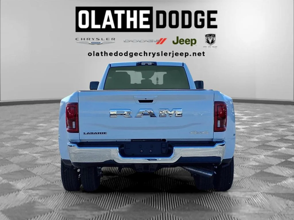 New 2026 Bright White Clear-Coat Exterior Paint RAM Laramie image 29