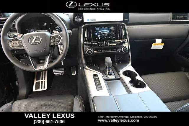 2026 Lexus LX 700h F-Sport - Photo 19