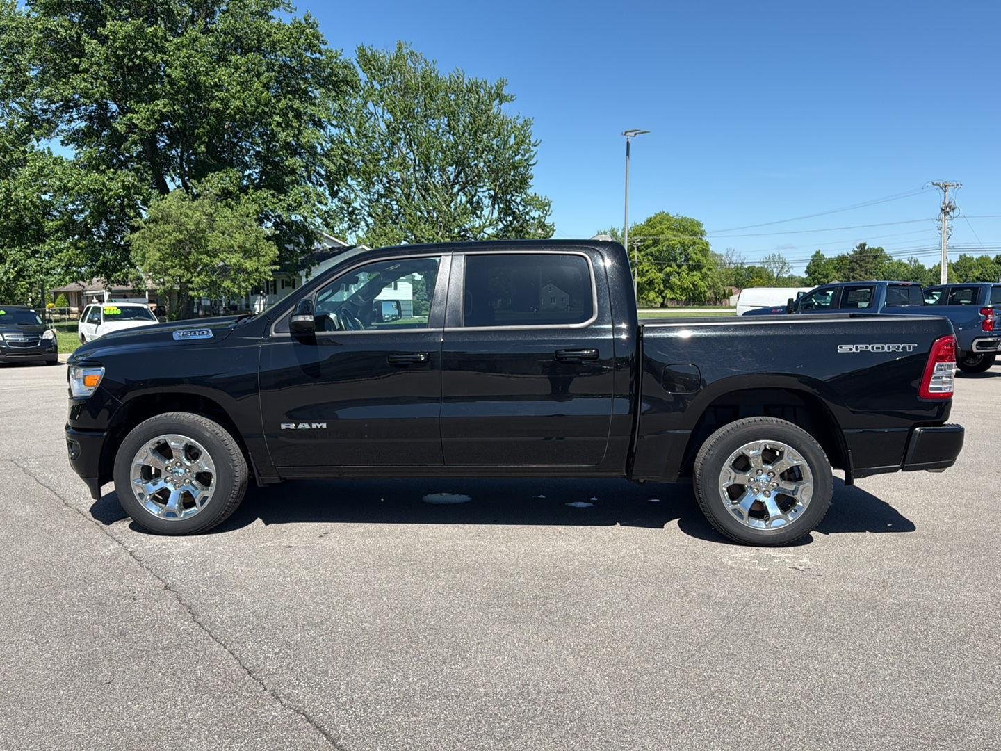 Used 2022 Diamond Black Crystal Pearlcoat Ram Big Horn image 7
