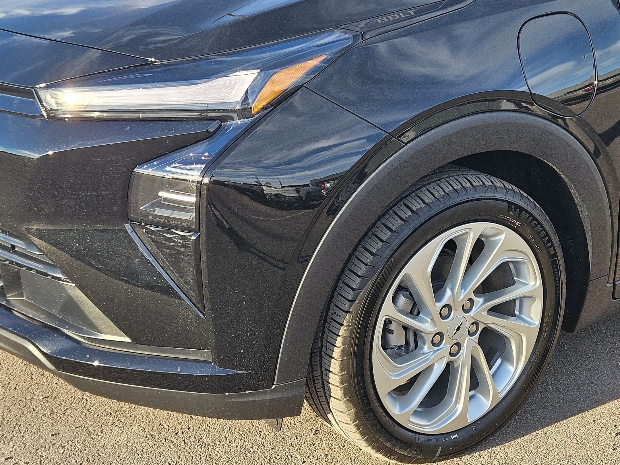 2027 Chevrolet Bolt LT - Photo 11