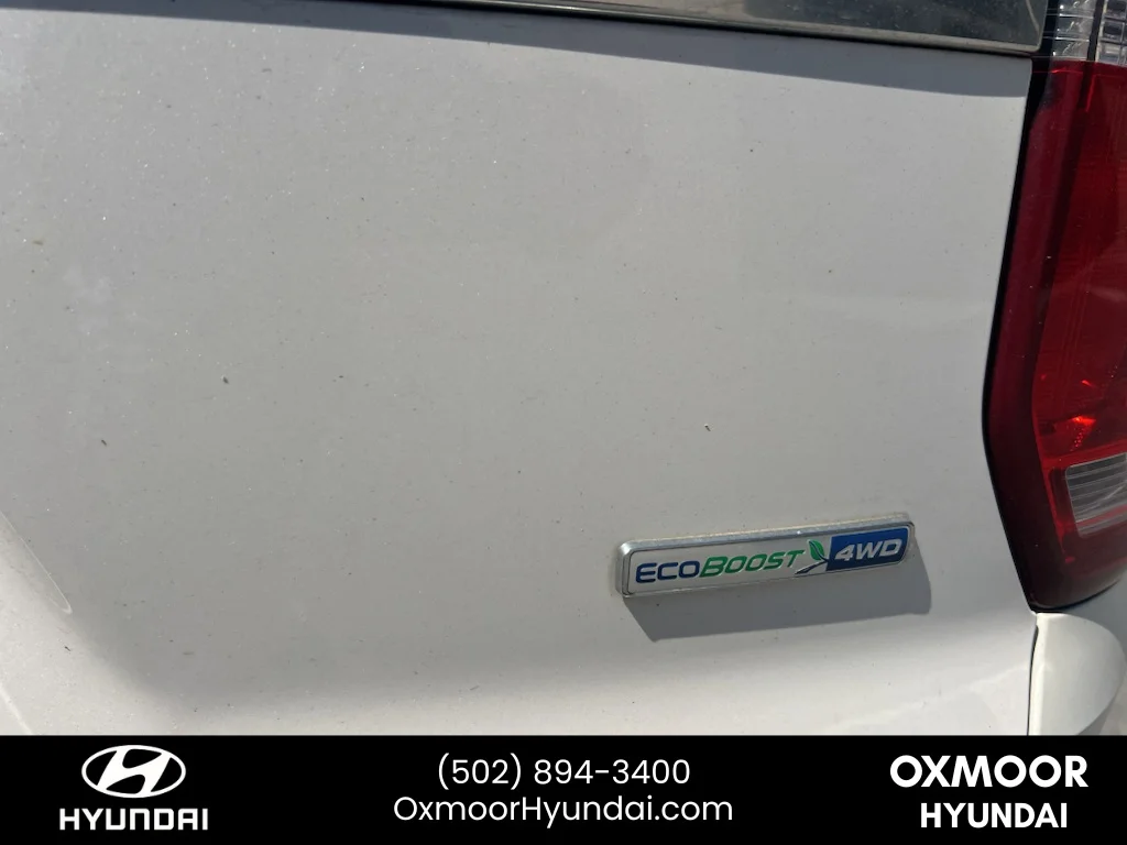 Used 2017 White Platinum Metallic Tri-Coat Ford Platinum image 15