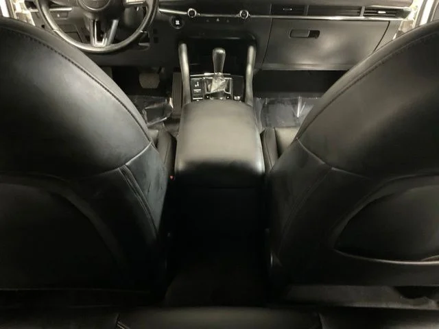 Used 2019 White Mazda Base image 32