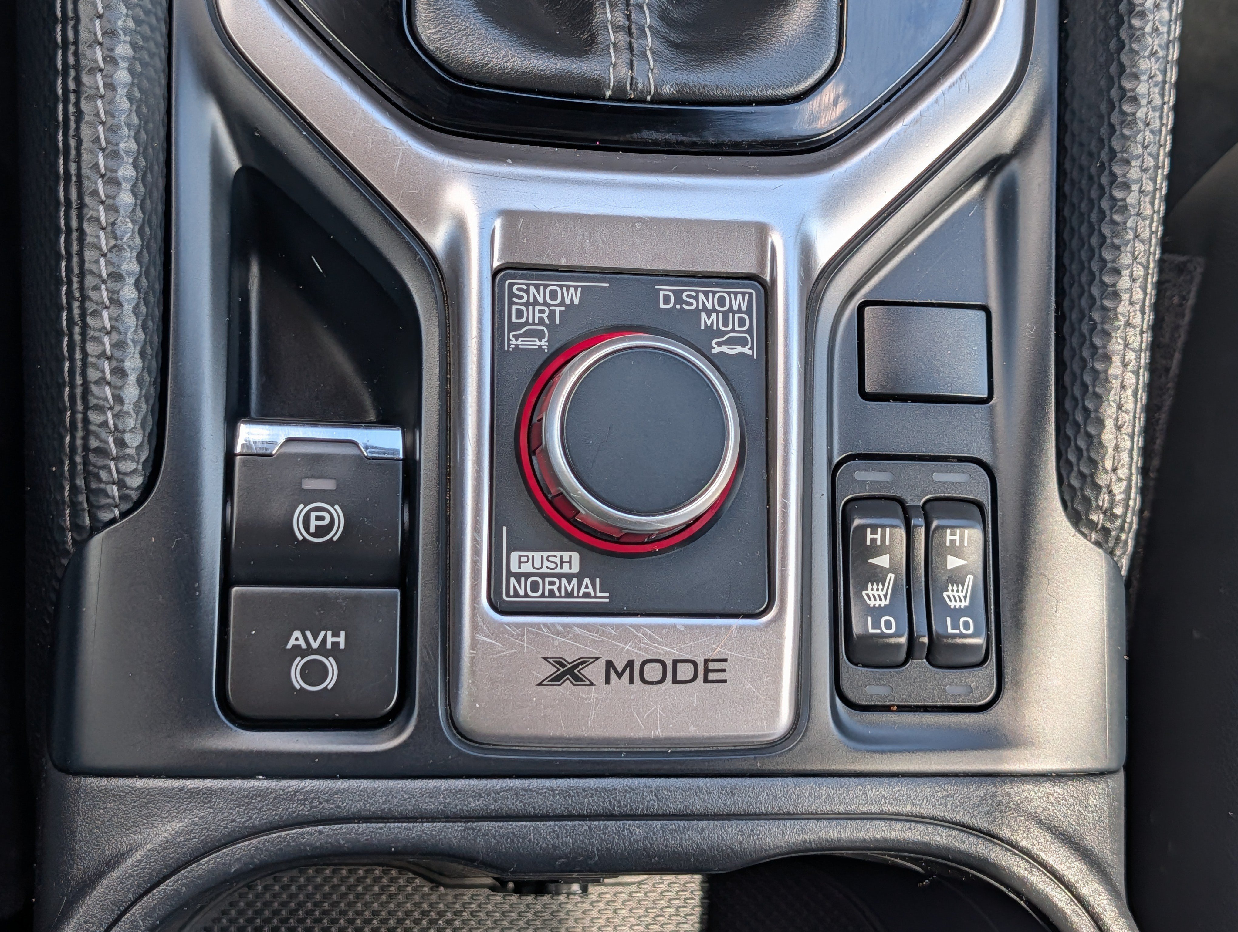Used 2024 Magnetite Gray Metallic Subaru Limited image 28