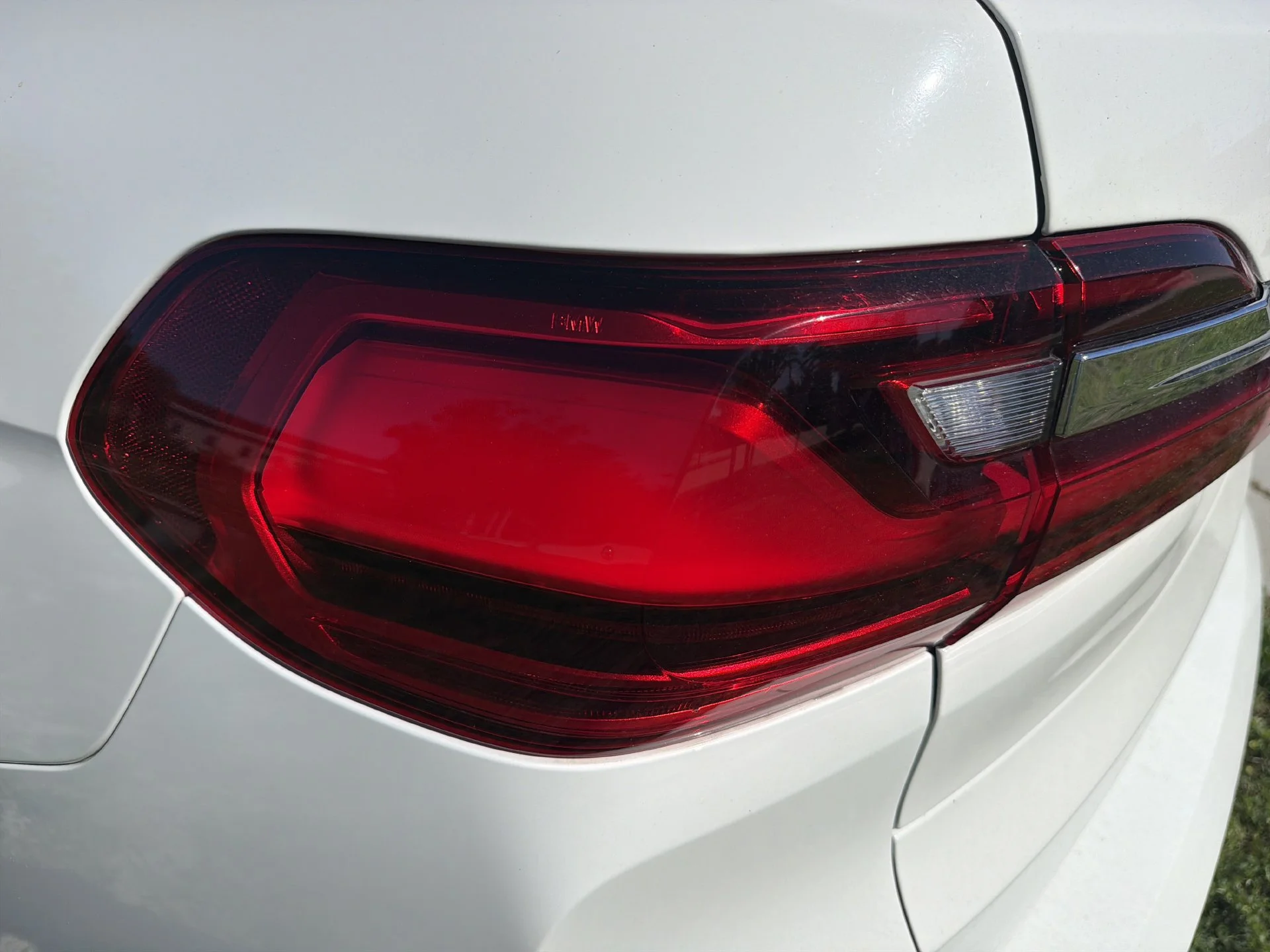 Used 2021 White BMW ALPINA XB7 image 11