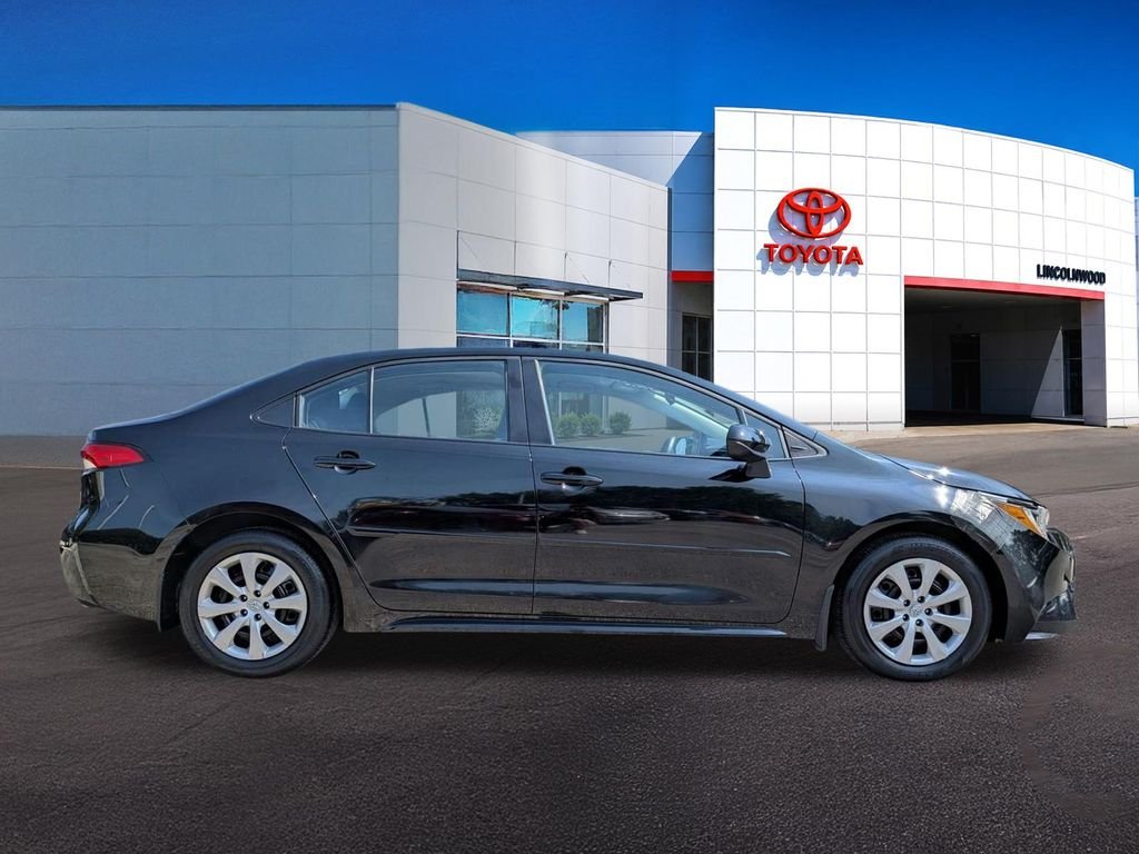 2023 Toyota Corolla LE - Photo 8