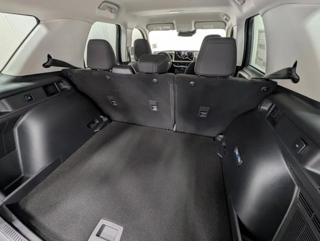 New 2026 Carbonized Gray Metallic Ford Big Bend® image 43