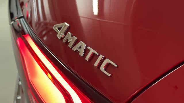 Certified Used 2026 MANUFAKTUR Patagonia Red Metallic Mercedes-Benz GLC 300 image 10