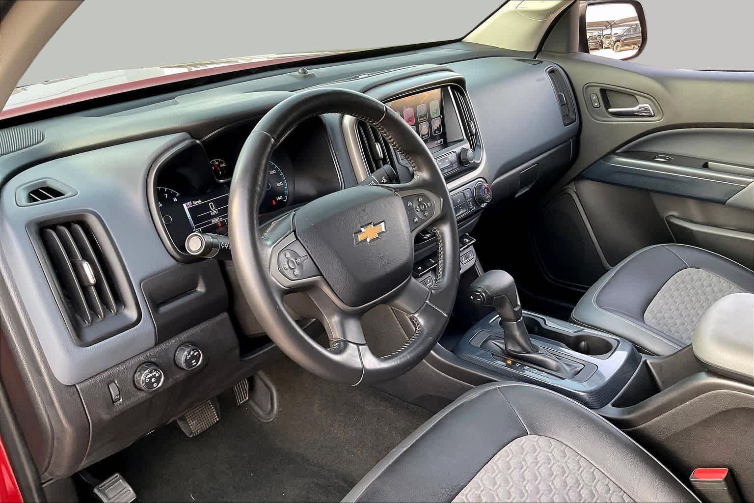 Used 2016 Red Rock Metallic Chevrolet 4WD Z71 image 15