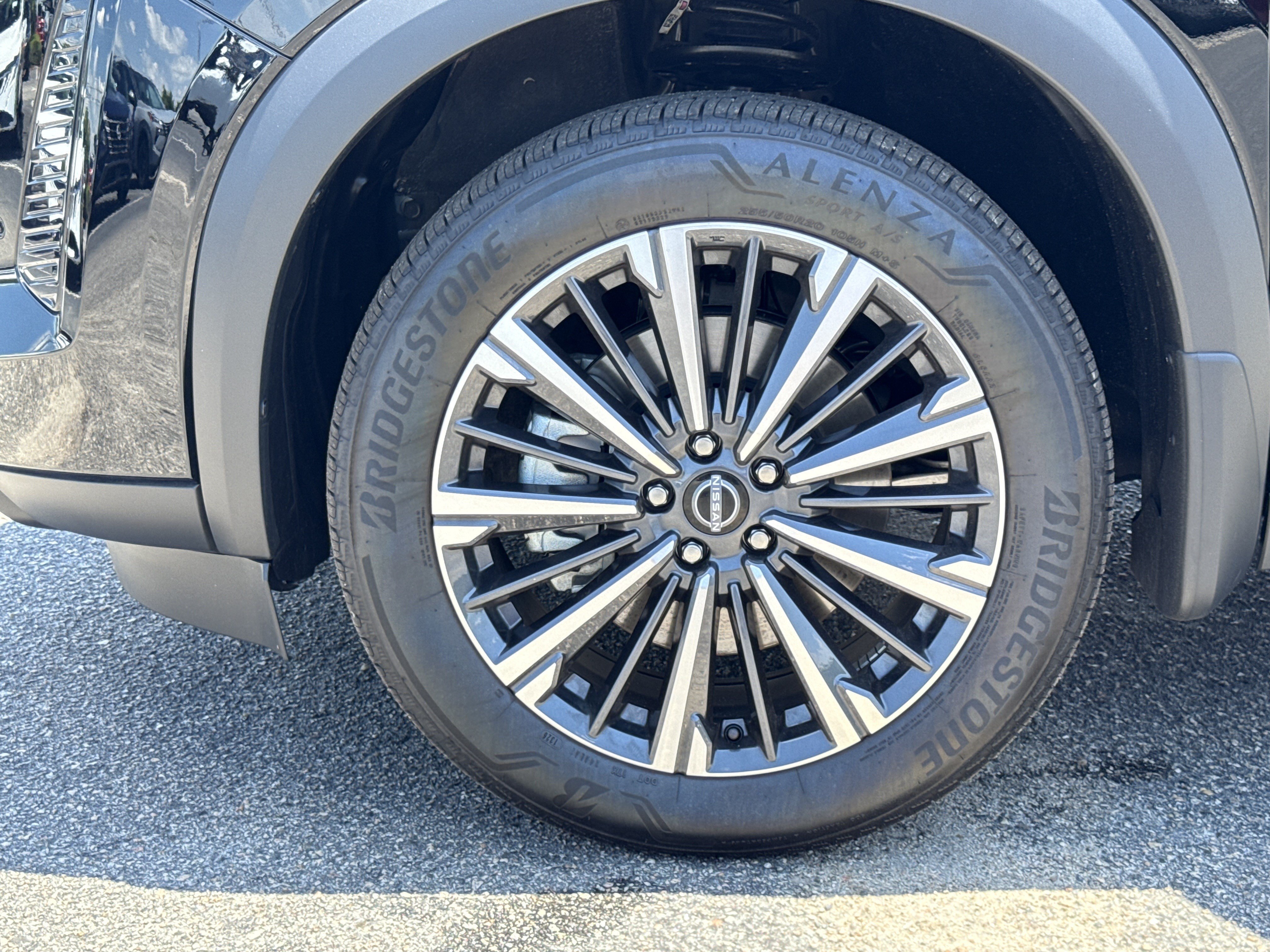 New 2026 Super Black Nissan Platinum image 33
