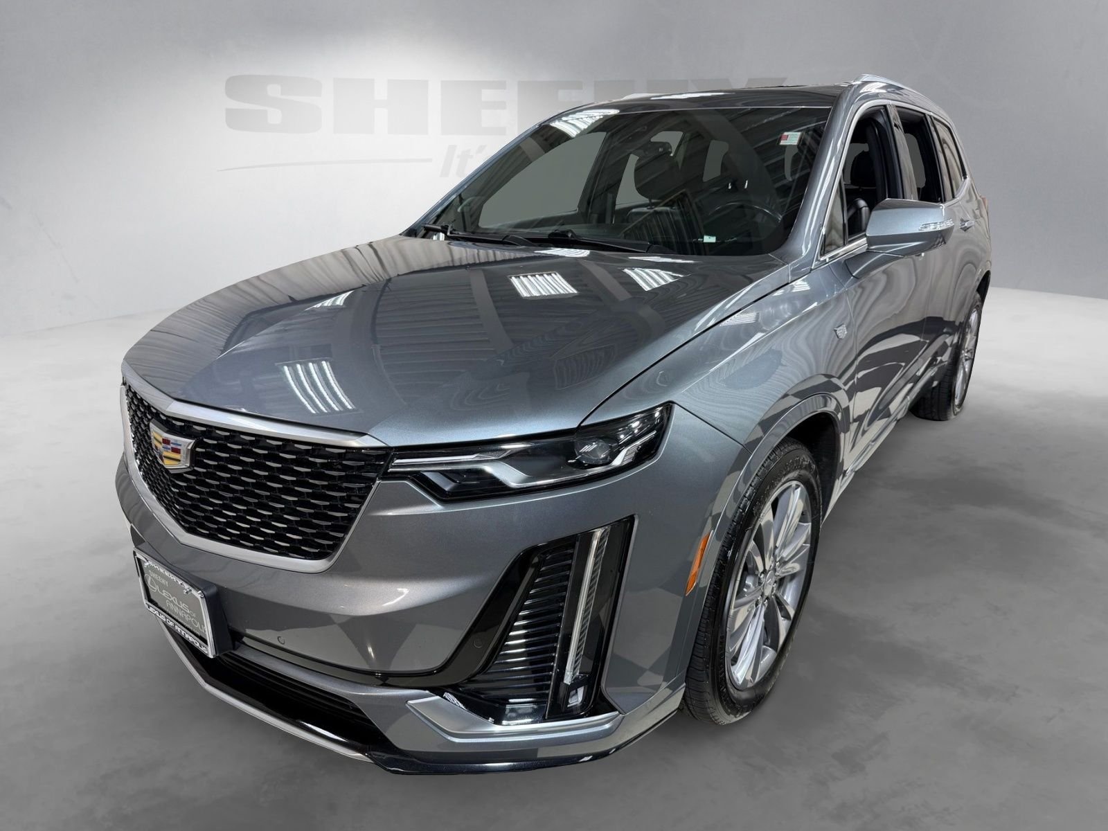 Used 2021 Gray Cadillac Premium Luxury image 18