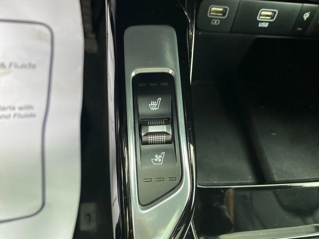 Certified Used 2023 Glacial White Pearl Kia X-Line SX Prestige image 15