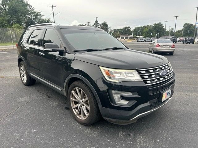 Used 2017 Black Ford Limited image 6