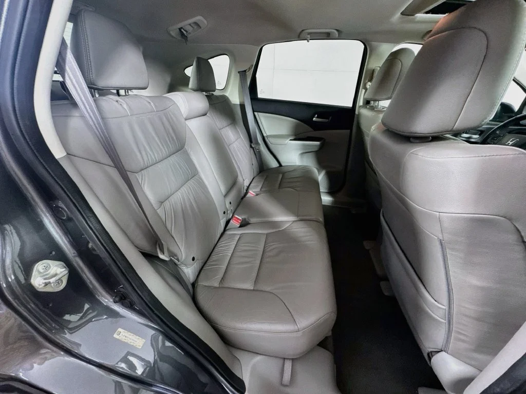 Used 2013 Gray Honda EX-L image 33