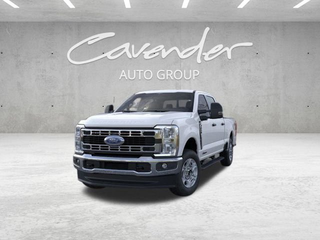 New 2026 Oxford White Ford F-250® XLT image 2